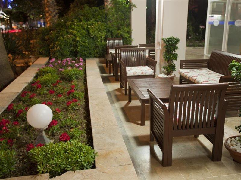 Kleopatra Aytur Apart Hotel Alanya Bagian luar foto