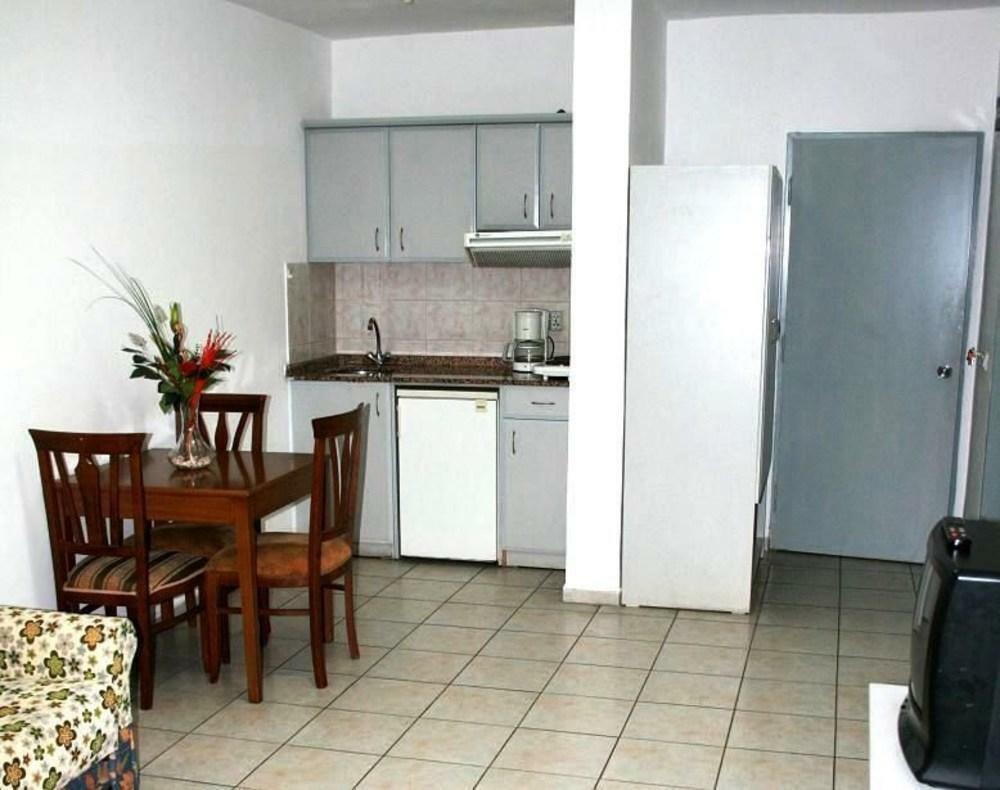Kleopatra Aytur Apart Hotel Alanya Bagian luar foto